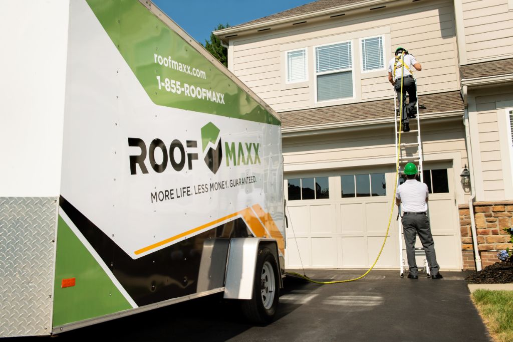 Roof Maxx Technicians