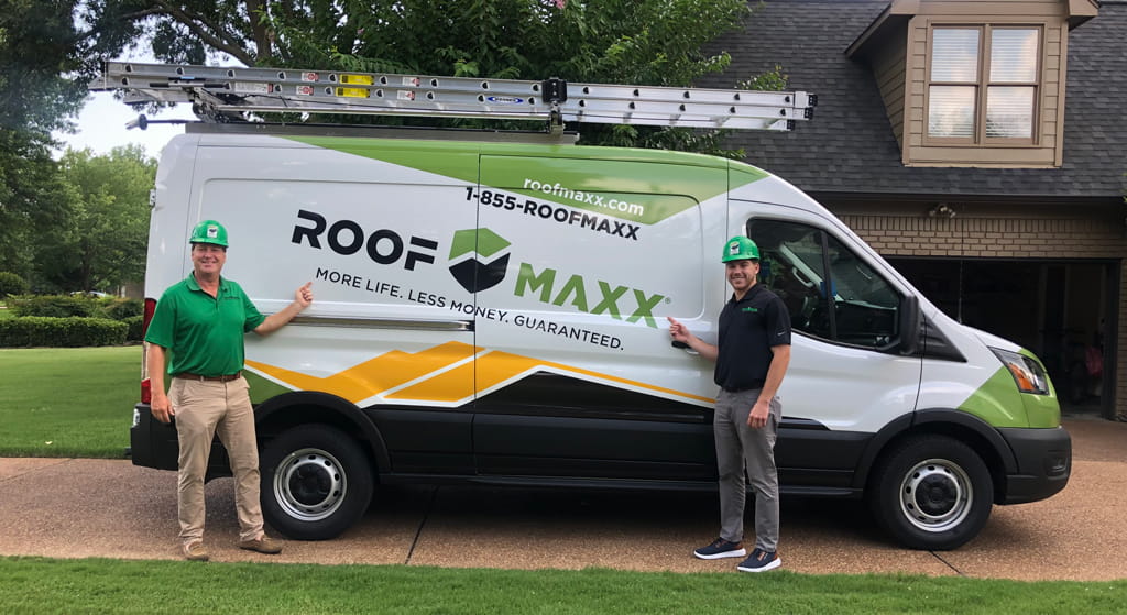 Technicians of Roof Maxx of Collierville, TN