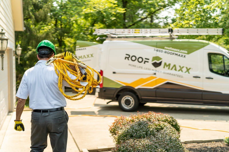 Roof Maxx professional preparing to perform Roof Tuneup