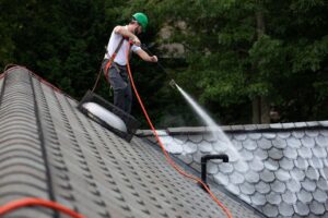 Common Gas Leak Symptoms & How to Find Them Early | Roof Maxx