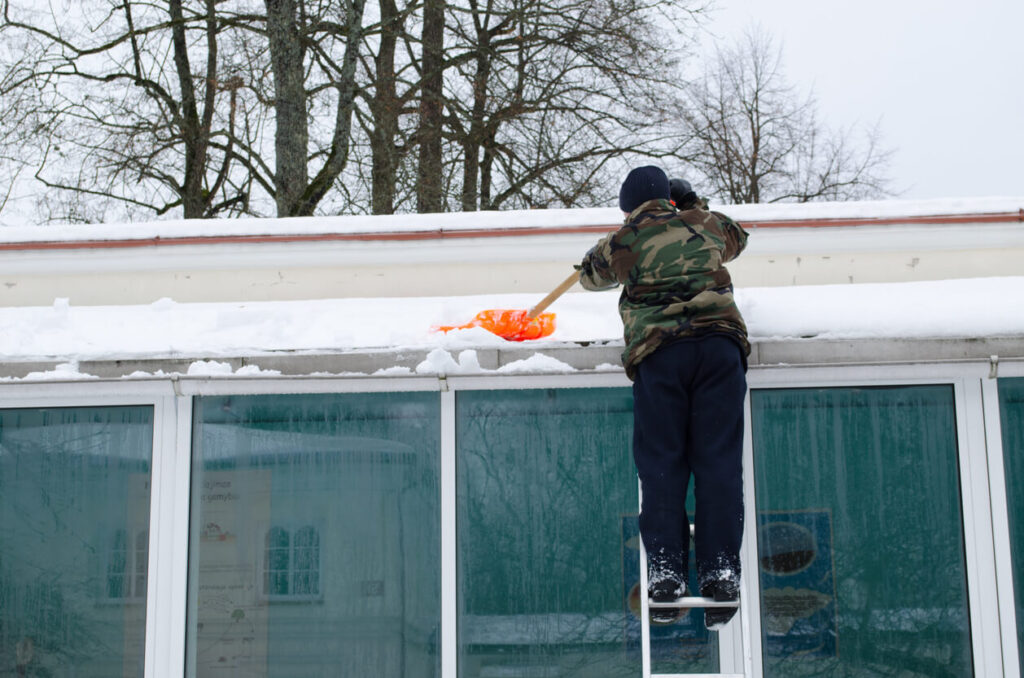 maintaining roof